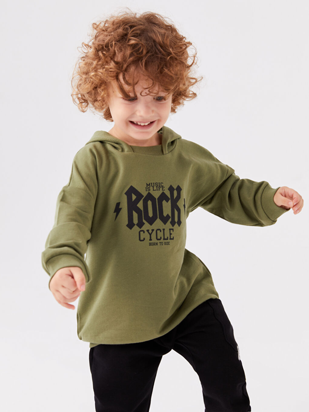 LCW baby Haki Kapüşonlu Uzun Kollu Baskılı Erkek Bebek Sweatshirt