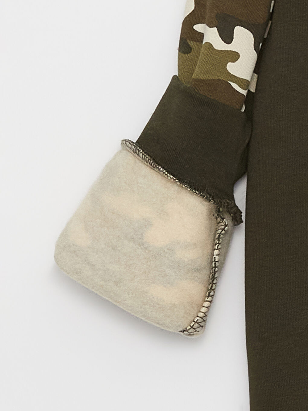 Haki Baskılı Uzun Kollu Erkek Çocuk Hoodie ve Eşofman Altı-5