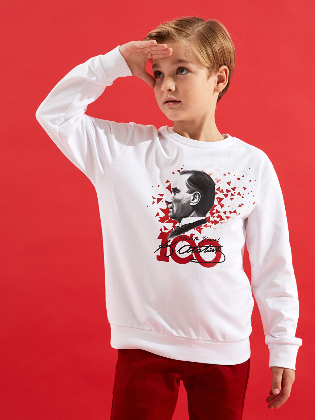 LCW Kids Optik Beyaz Bisiklet Yaka Atatürk Baskılı Uzun Kollu Erkek Çocuk Sweatshirt - 1