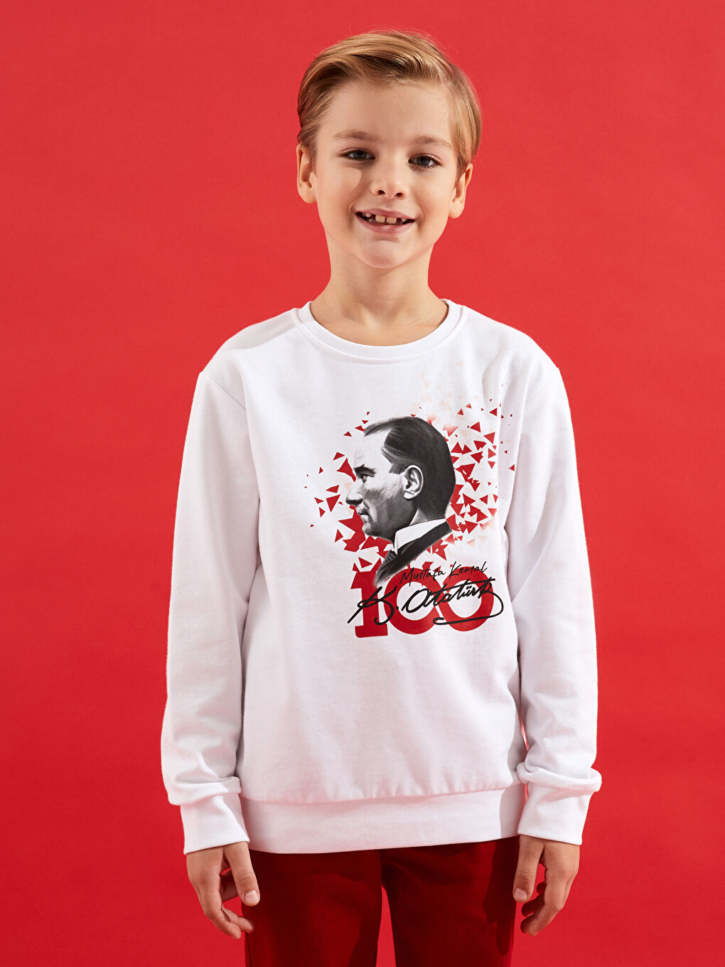 LCW Kids Optik Beyaz Bisiklet Yaka Atatürk Baskılı Uzun Kollu Erkek Çocuk Sweatshirt - 3