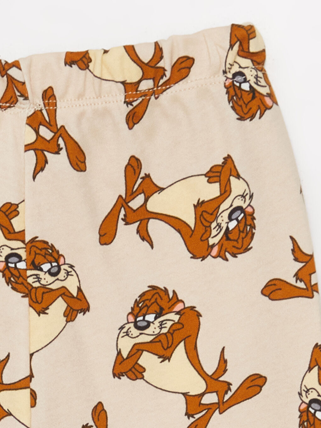 LCW baby Bej Bisiklet Yaka Uzun Kollu Looney Tunes Baskılı Erkek Bebek Pijama Takımı - 5