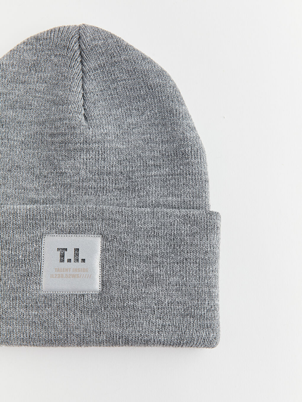 Ерлерге арналған егжей-тегжейлі трикотаж бини шапкасы-4