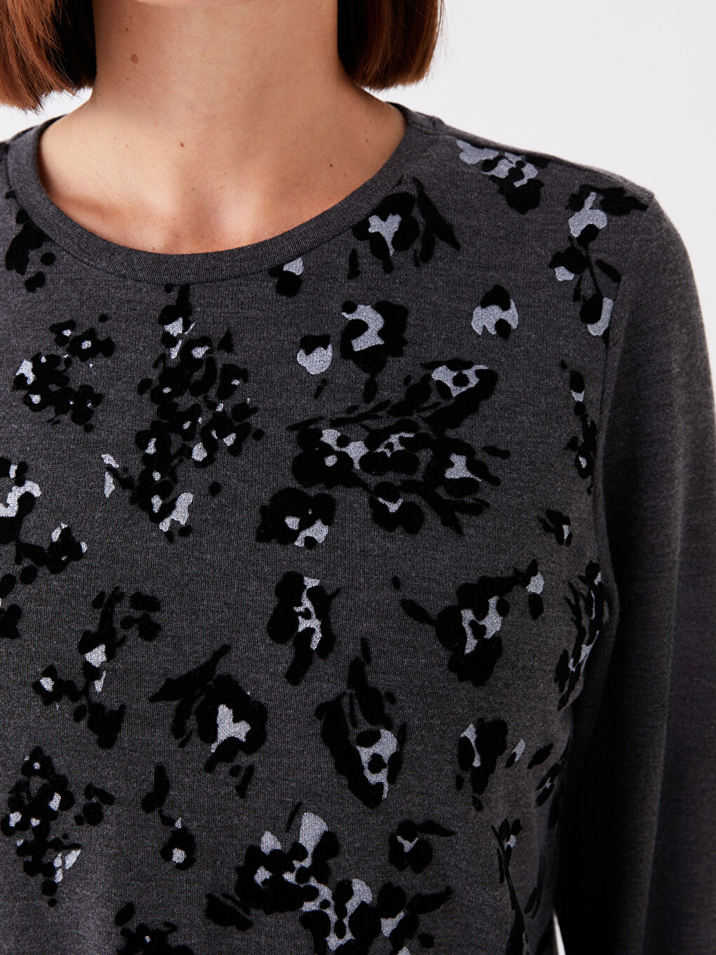 Crew Neck Printed Long Sleeve Women's Blouse-3