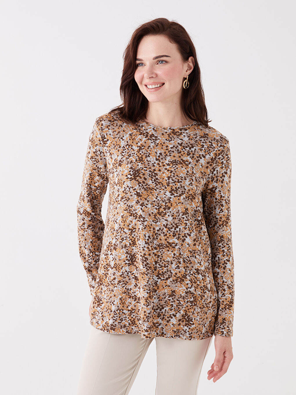 Bej Bisiklet Yaka Desenli Uzun Kollu Kadın Bluz-1