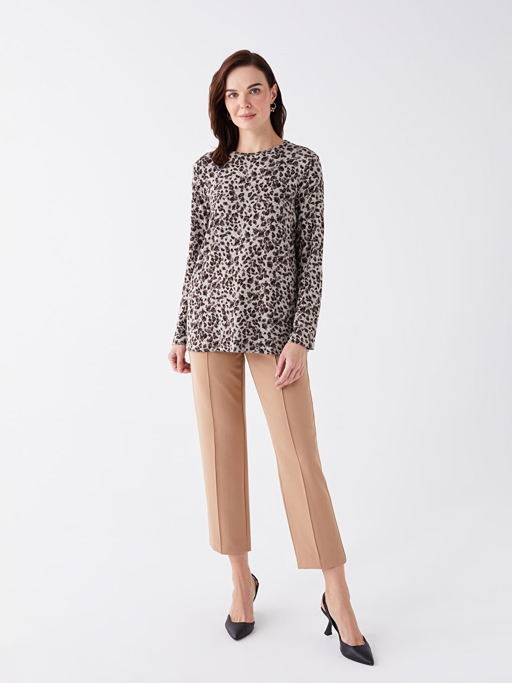 Bej Bisiklet Yaka Desenli Uzun Kollu Kadın Bluz-2