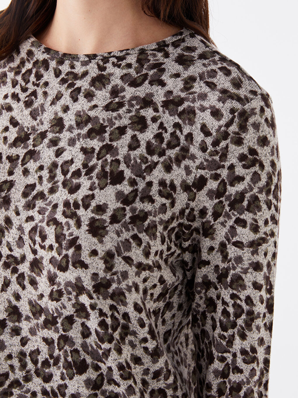 Bej Bisiklet Yaka Desenli Uzun Kollu Kadın Bluz-3