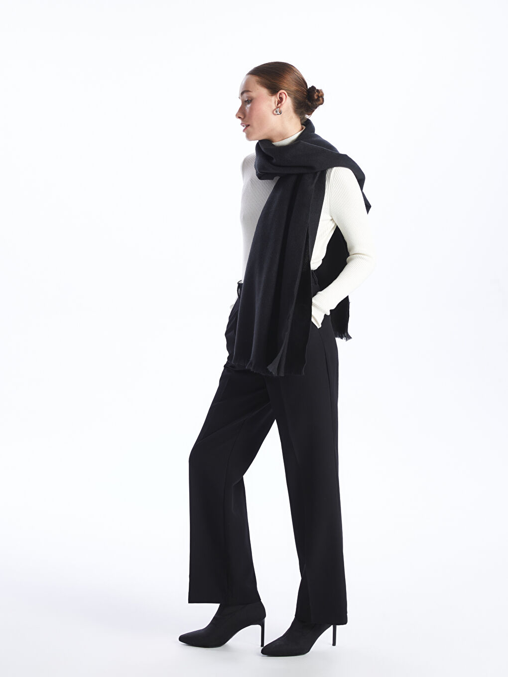 Plain Tasseled Women's Scarf-2