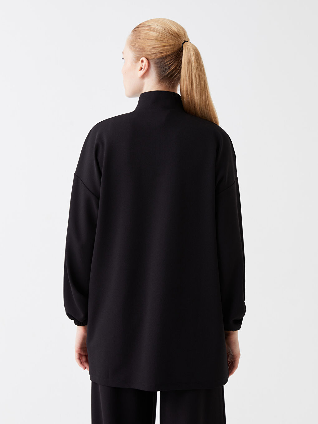 Siyah Dik Yaka Düz Uzun Kollu Oversize Kadın Sweatshirt Tunik-4