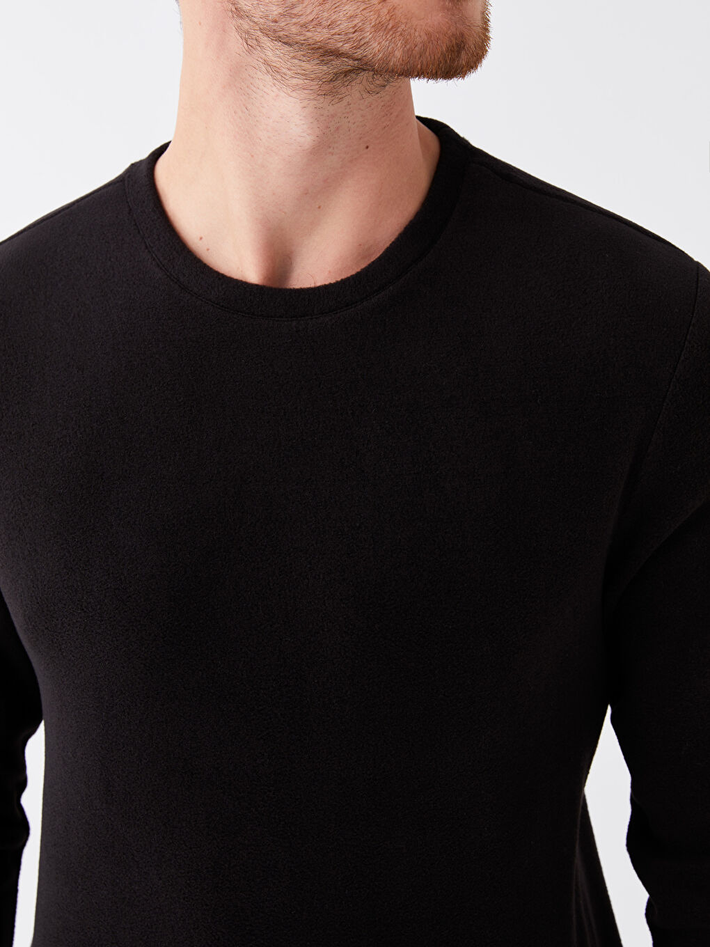 Siyah Bisiklet Yaka Uzun Kollu Polar Erkek Sweatshirt-3