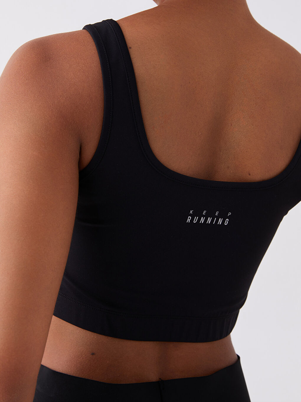 Xside Active Ženski Sportski Bustijer U Vrat Jednostavno -W3AV80Z8-CVL