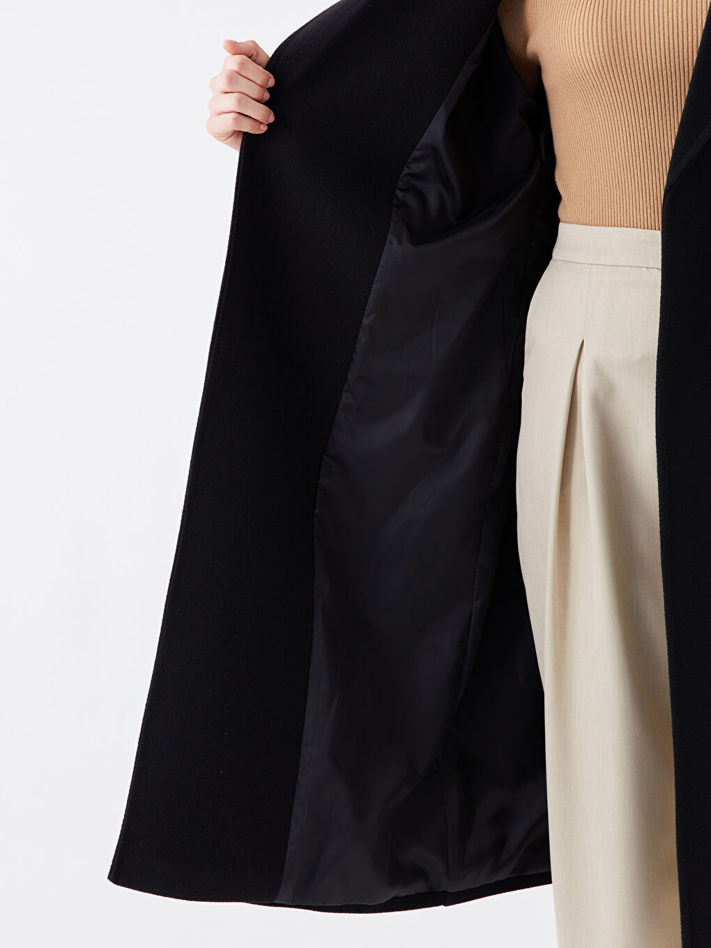 Siyah Ceket Yaka Kadın Kaşe Kaban-3