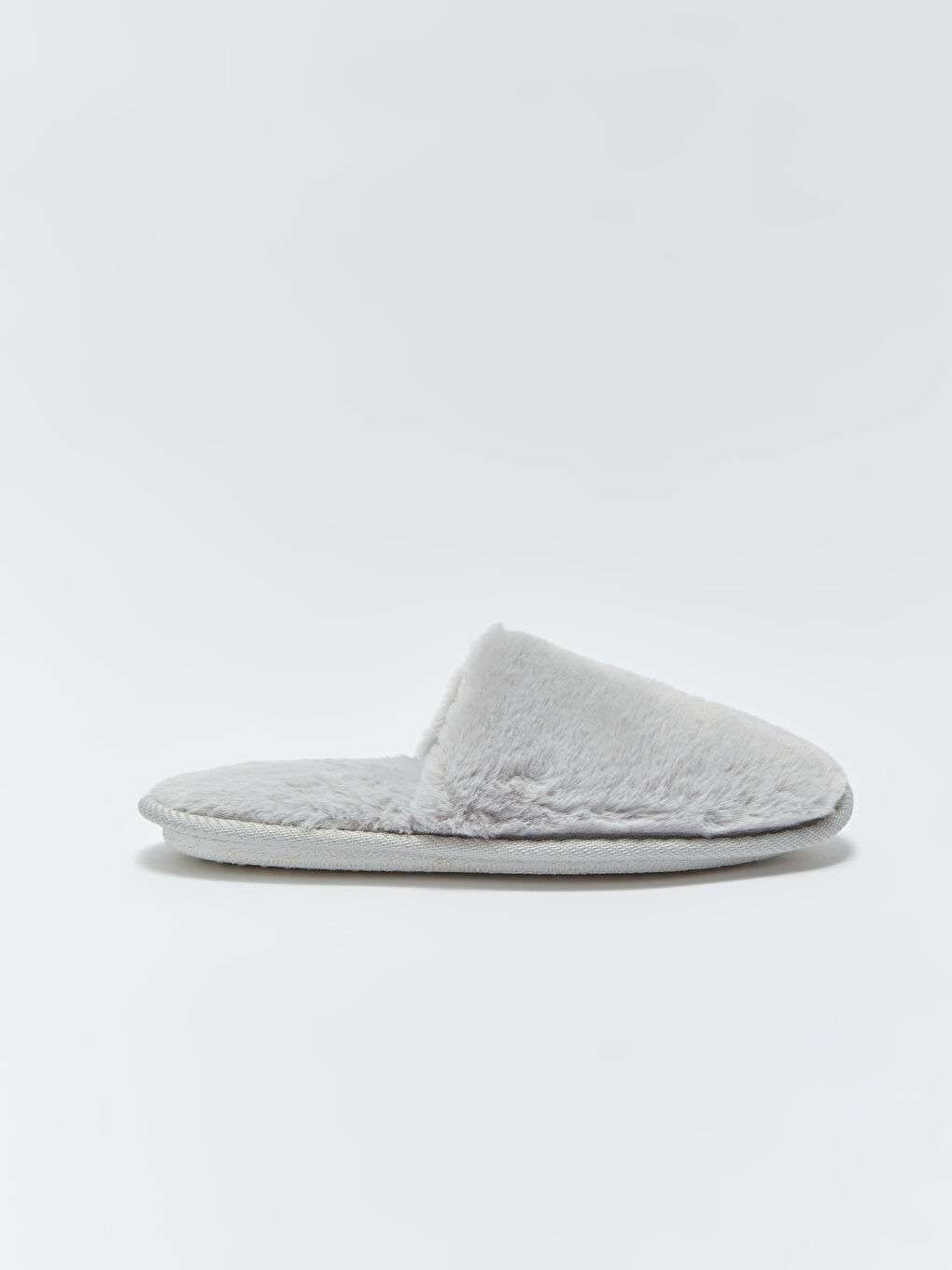 Gri Kadın Pelüş Ev Terliği-1