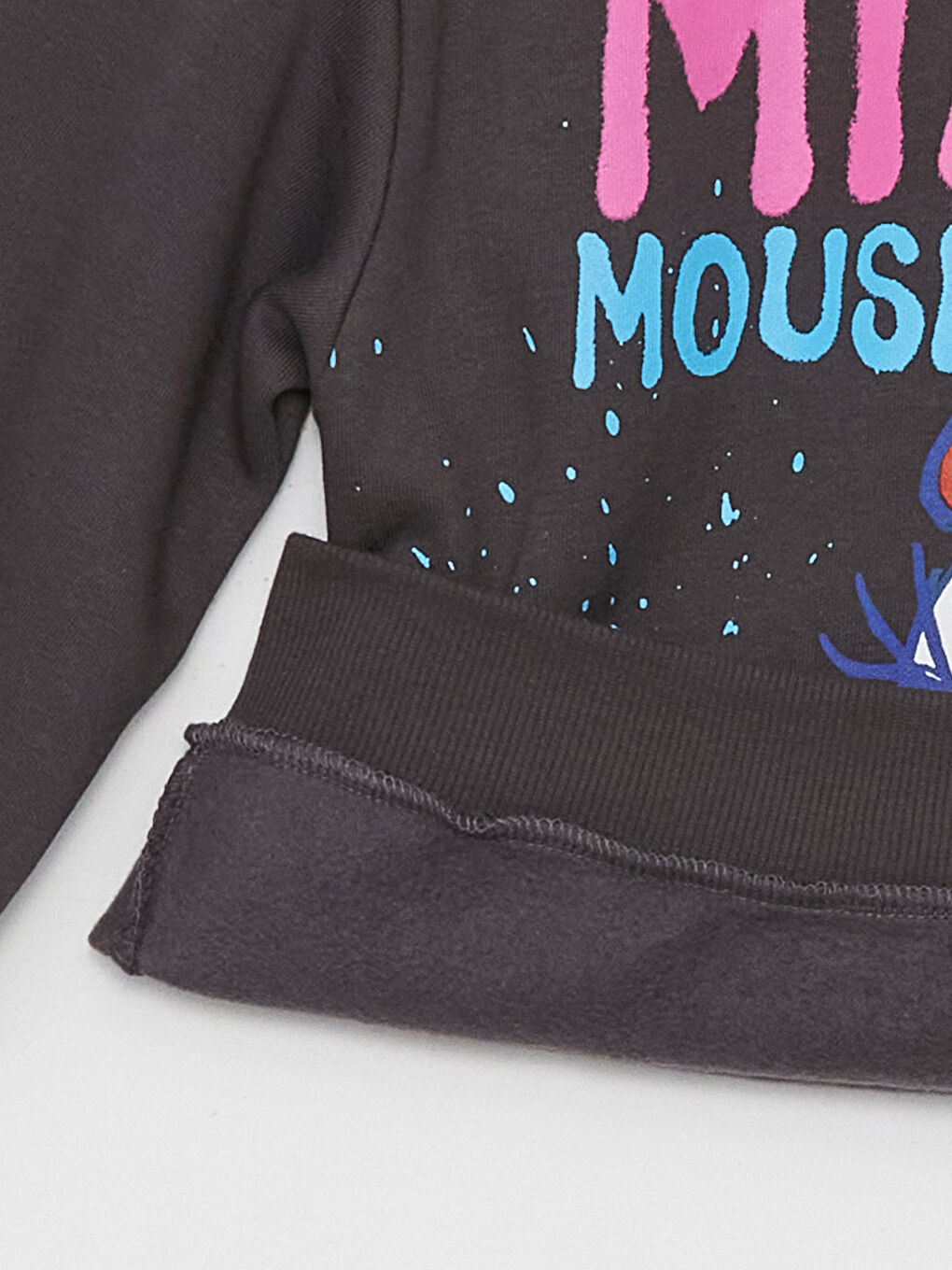 LCW Kids Antrasit Bisiklet Yaka Minnie Mouse Baskılı Uzun Kollu Kız Çocuk Sweatshirt - 1