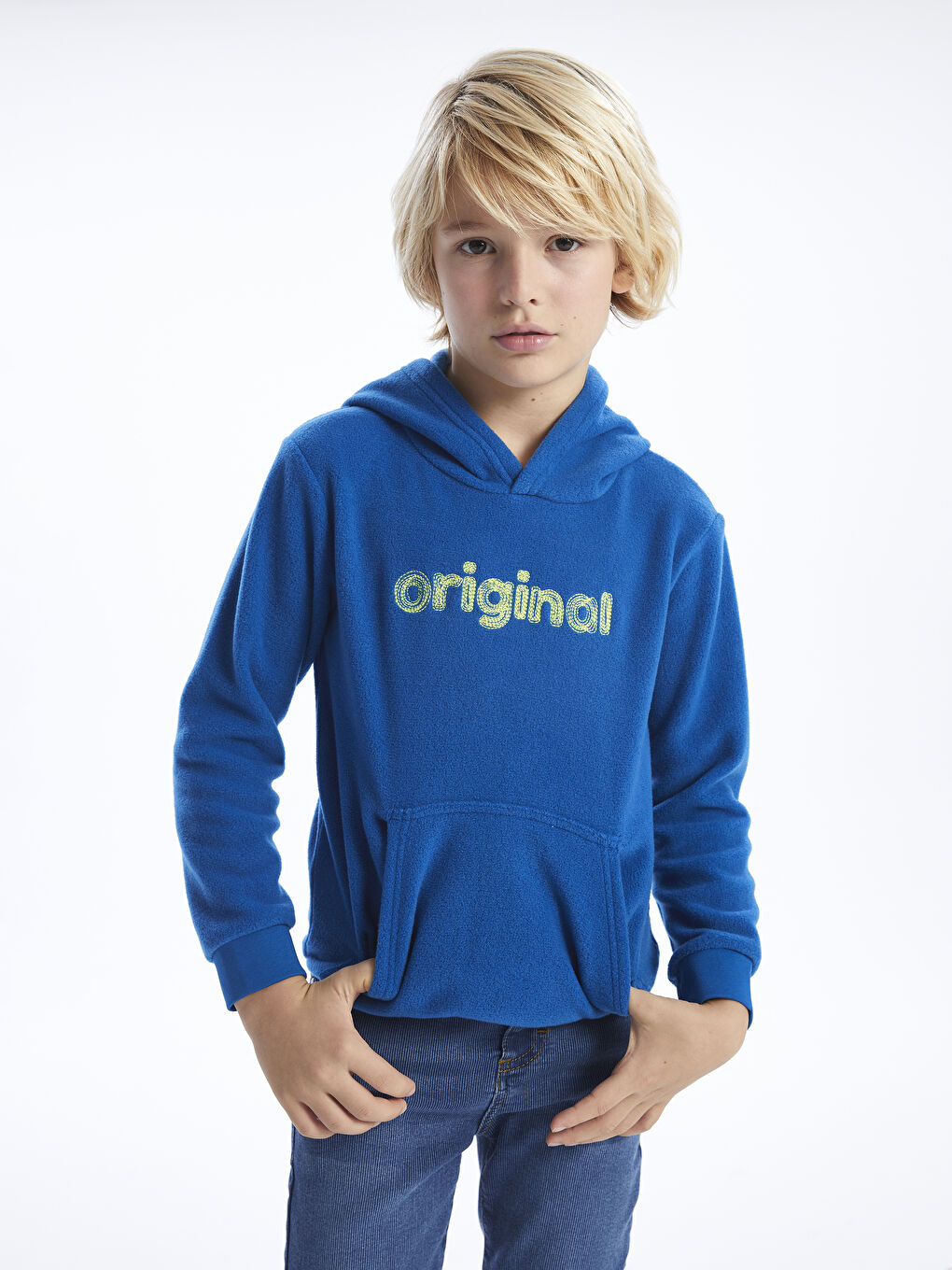 LCW Kids Orta Mavi Nakışlı Uzun Kollu Polar Erkek Çocuk Hoodie