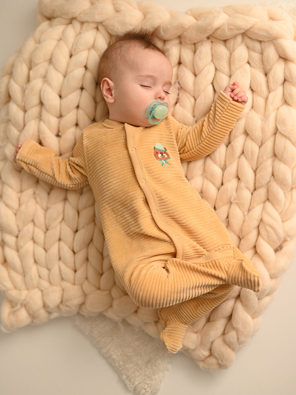 Bej Bisiklet Yaka Uzun Kollu Erkek Bebek Tulum-1