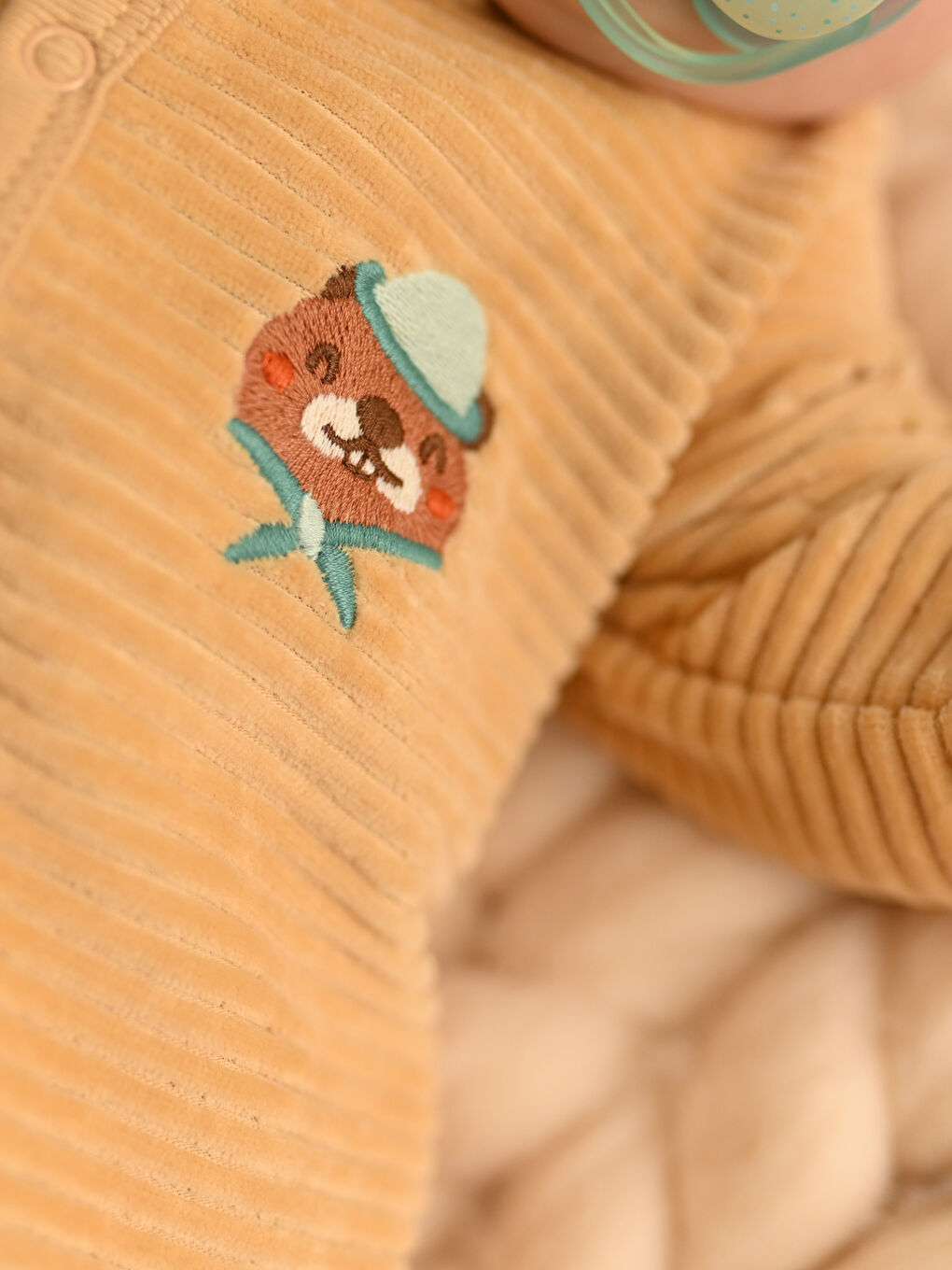 Bej Bisiklet Yaka Uzun Kollu Erkek Bebek Tulum-4