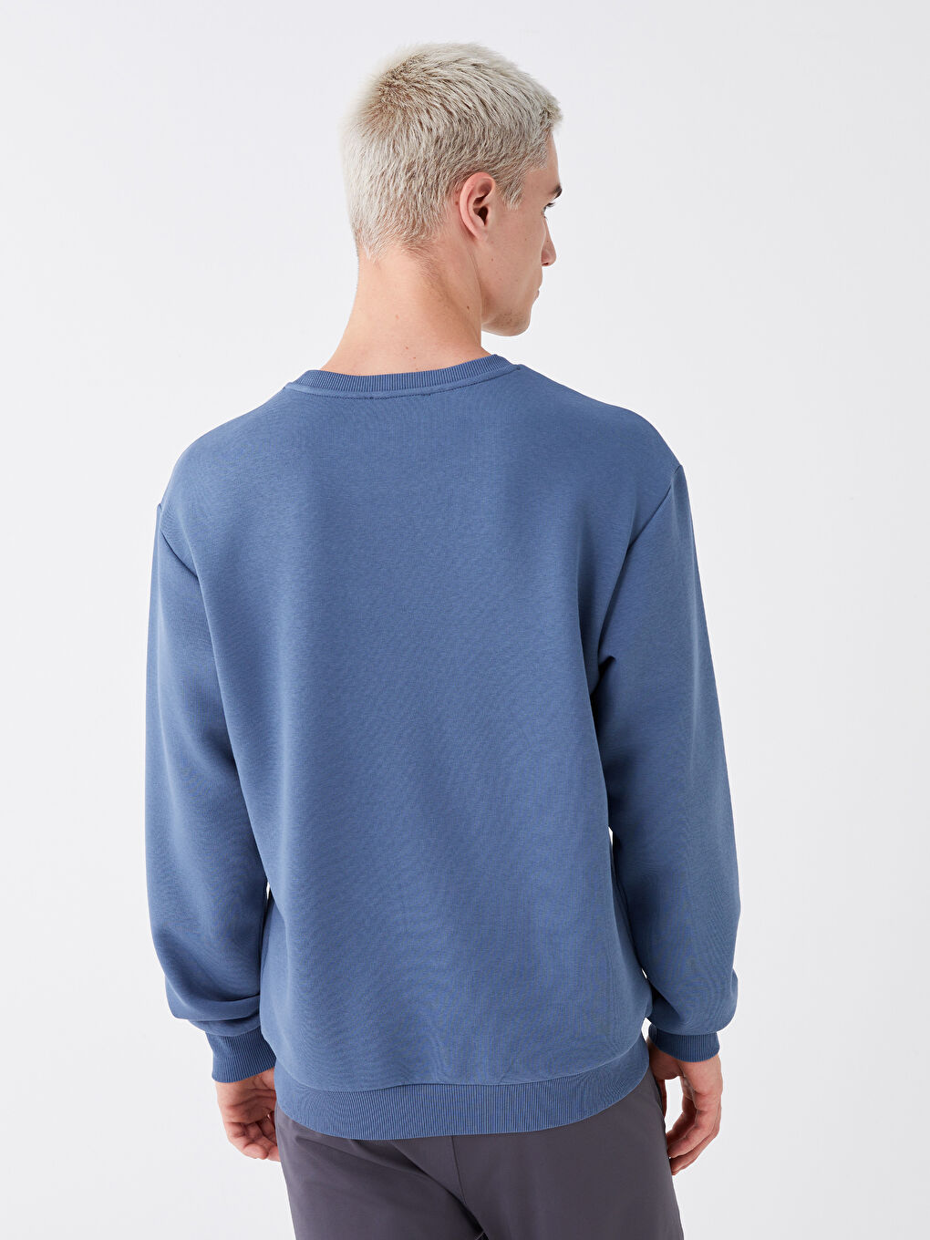 XSIDE Açık İndigo Oversize Bisiklet Yaka Uzun Kollu Erkek Sweatshirt - 4