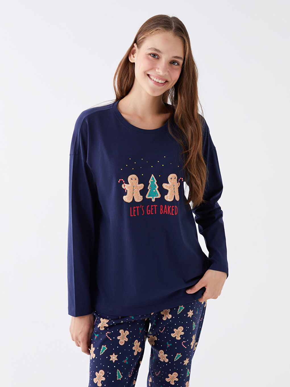 LCW DREAM Crew Neck New Year Themed Women's Pyjama Set -W3BJ64Z8-LSJ