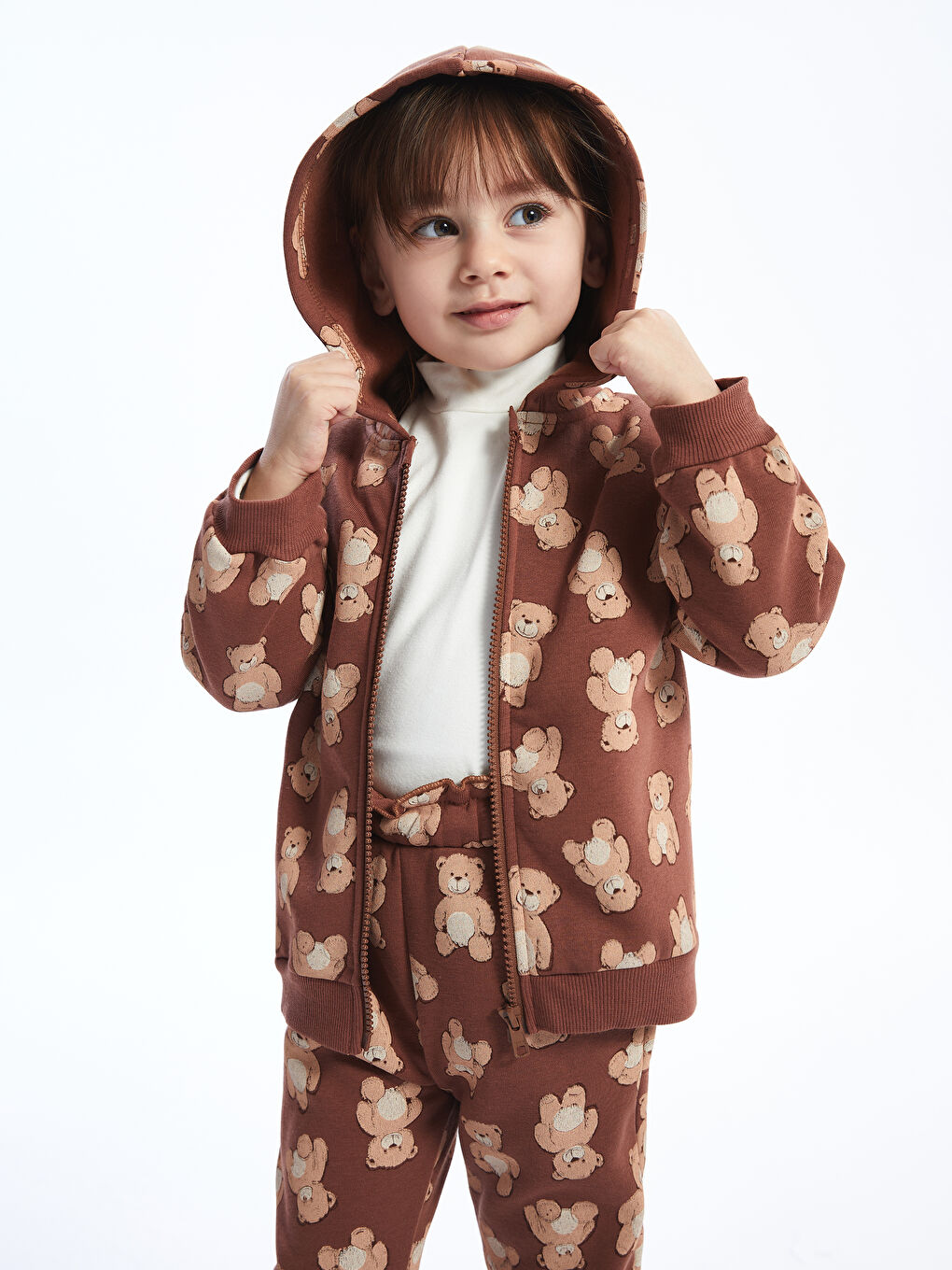 Kahverengi Kapüşonlu Uzun Kollu Baskılı Kız Bebek Fermuarlı Sweatshirt-1