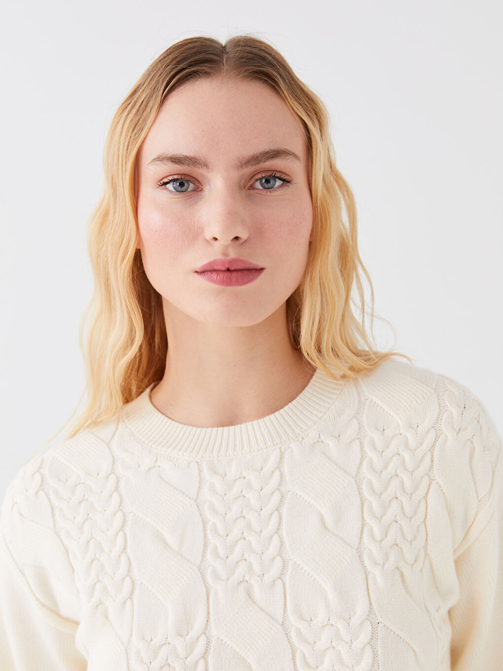 LCWAIKIKI Basic Rundhalsausschnitt Selbstgemustert Langarm Damen Strickpullover -W3BK99Z8-R9J