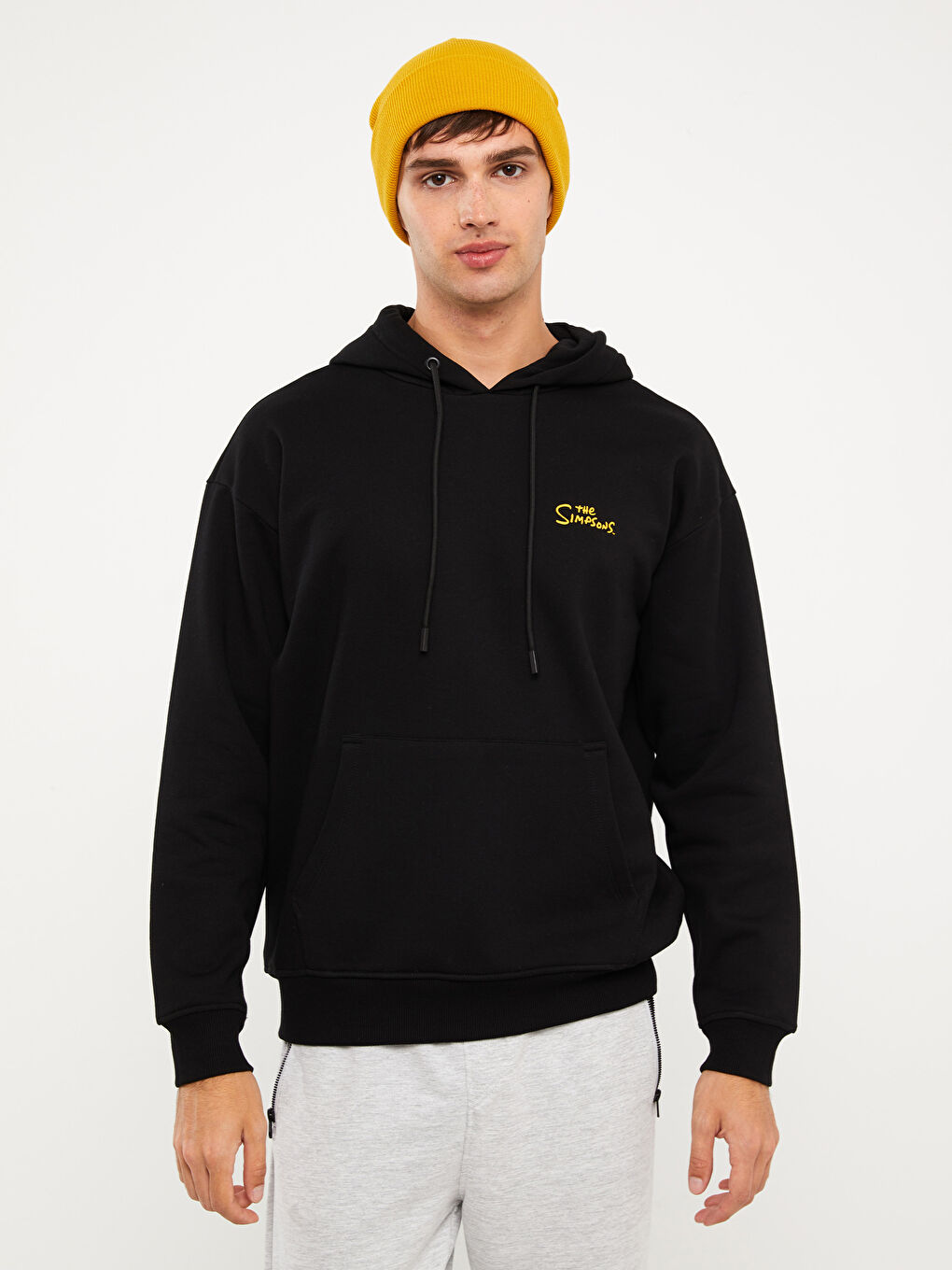 LCW Casual Yeni Siyah Uzun Kollu Baskılı Erkek Hoodie - 1