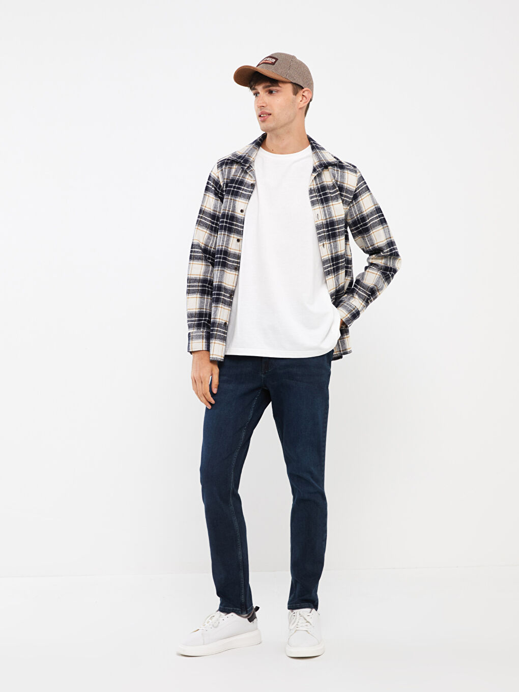 Lacivert Slim Fit Erkek Jean Pantolon-1