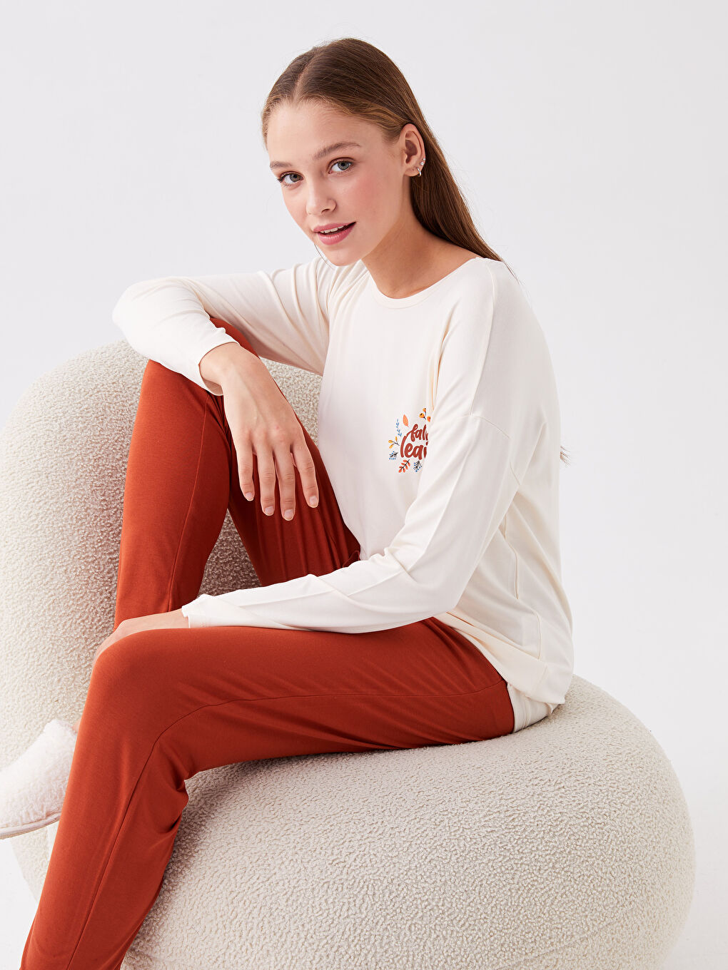 Kahverengi Bisiklet Yaka Baskılı Uzun Kollu Kadın Pijama Takımı