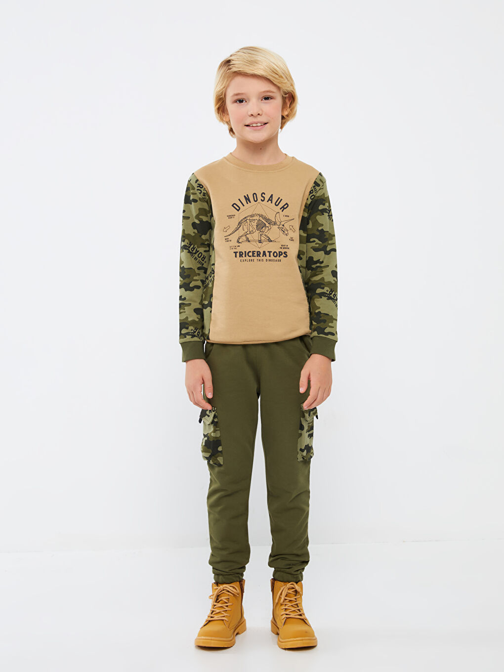 LCW Kids Bej Bisiklet Yaka Baskılı Uzun Kollu Erkek Çocuk Sweatshirt - 1