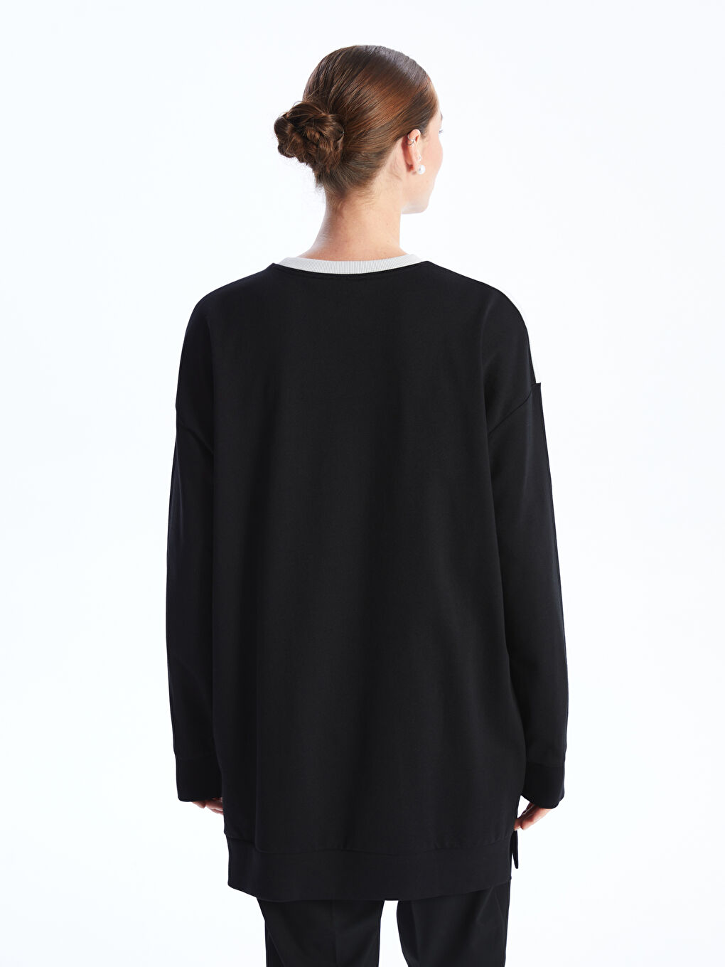LCWAIKIKI Classic Crew Neck Long Sleeve Women's Sweatshirt Tunic with Color Block -W3BQ93Z8-CVL