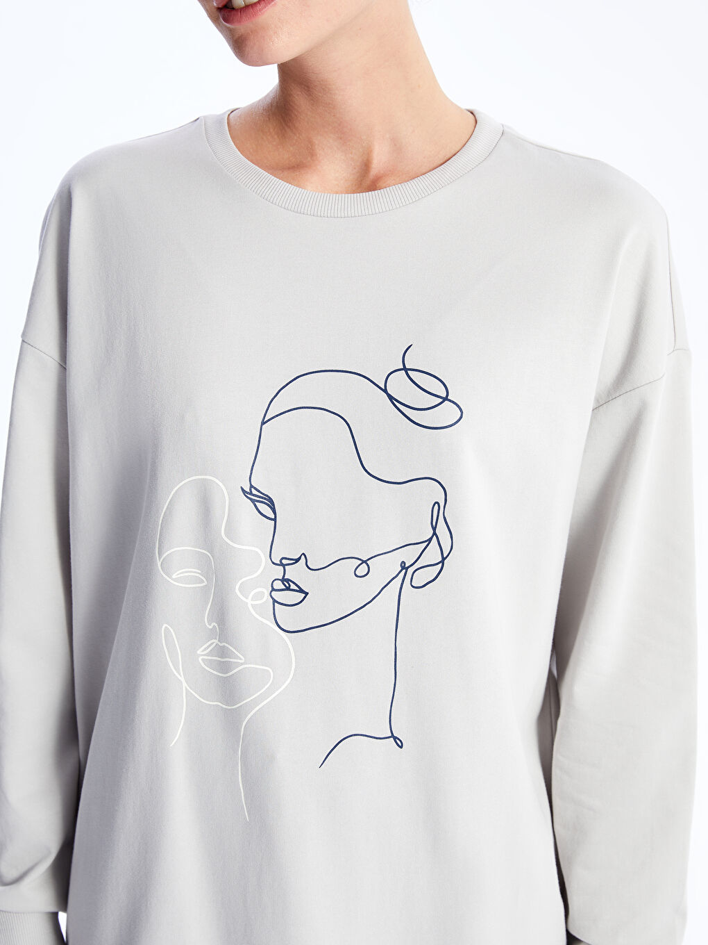 Tunique Sweatshirt Oversize à Manches Longues Imprimée pour Femmes avec Col Rond-3