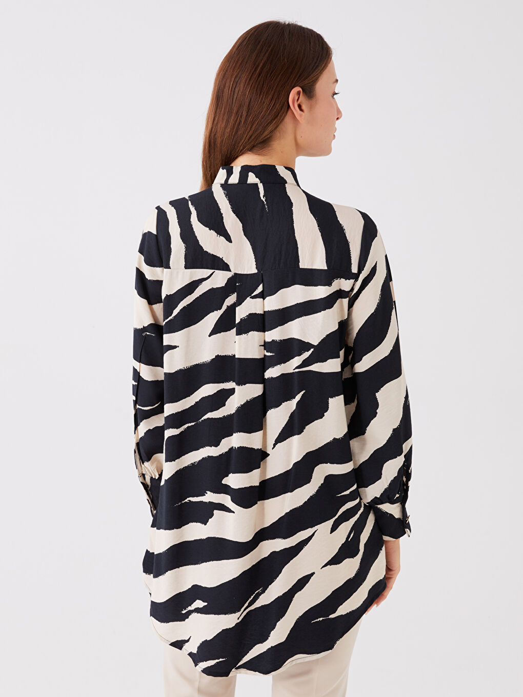 Tunique Pour Femmes Surdimensionnée Imprimée à Col Châle et Manches Longues-4