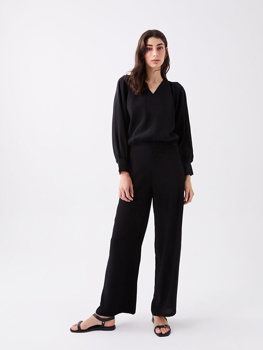 Siyah V Yaka Düz Uzun Kollu Kadın Bluz-2