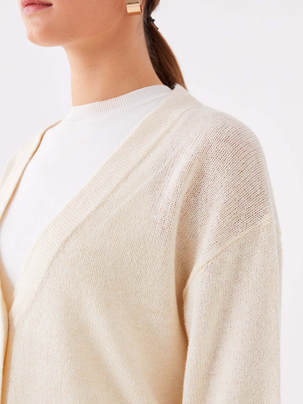 LCWAIKIKI Classic V Neck Women's Knitwear Cardigan -W3BU24Z8-FRR