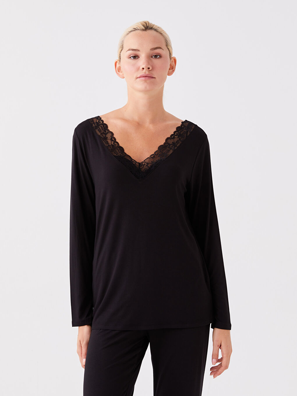 Siyah V Yaka Düz Uzun Kollu Kadın Pijama Takımı-1