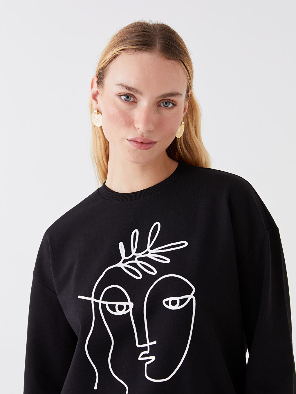 LCW ECO Siyah Bisiklet Yaka Baskılı Uzun Kollu Oversize Kadın Sweatshirt