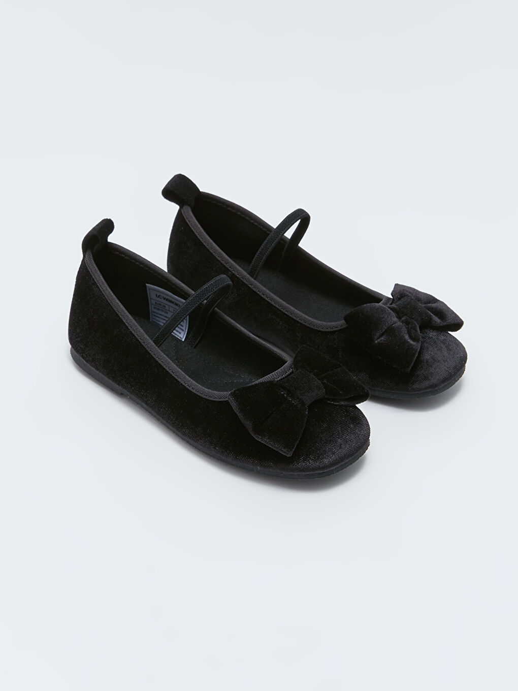 бантикпен безендірілген қыз балаларға арналған балетка