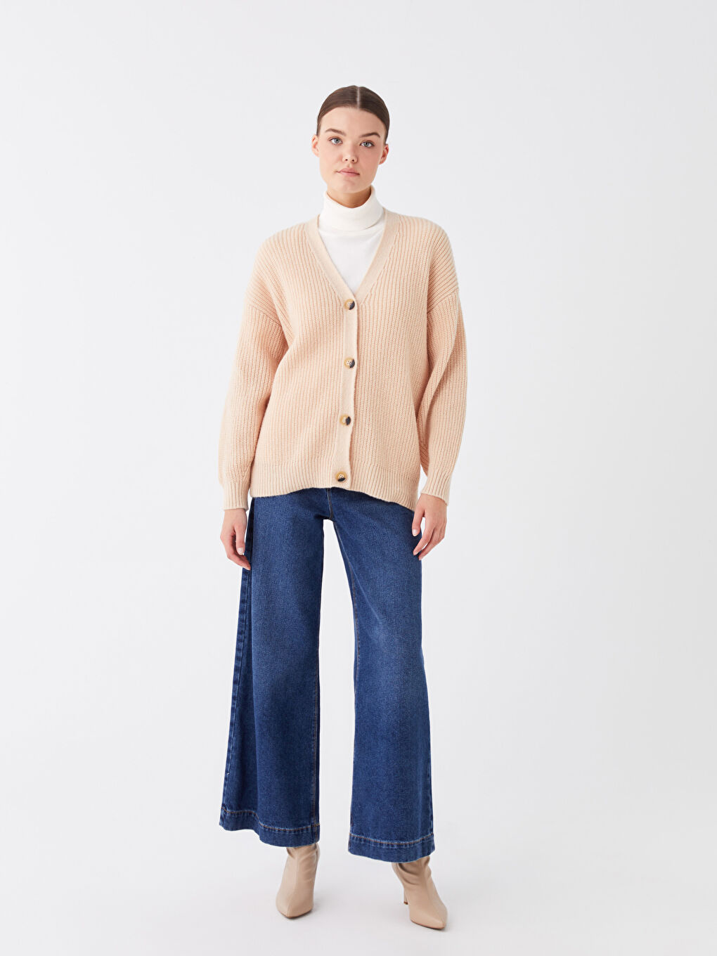 V Neck Women's Knitwear Cardigan-2