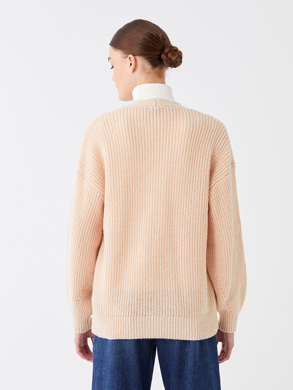 V Neck Women's Knitwear Cardigan-4