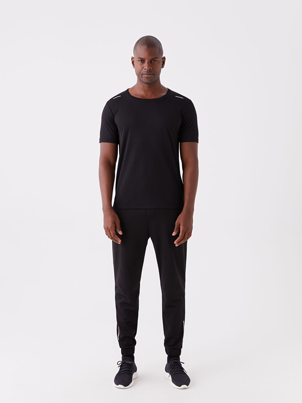 T-shirt de Sport à Manches Courtes pour Hommes avec Col Rond-2
