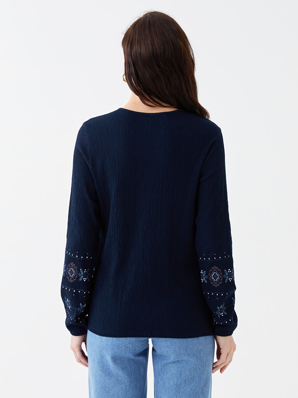 Lacivert Bağlamalı Yaka Desenli Uzun Kollu Kadın Bluz-3