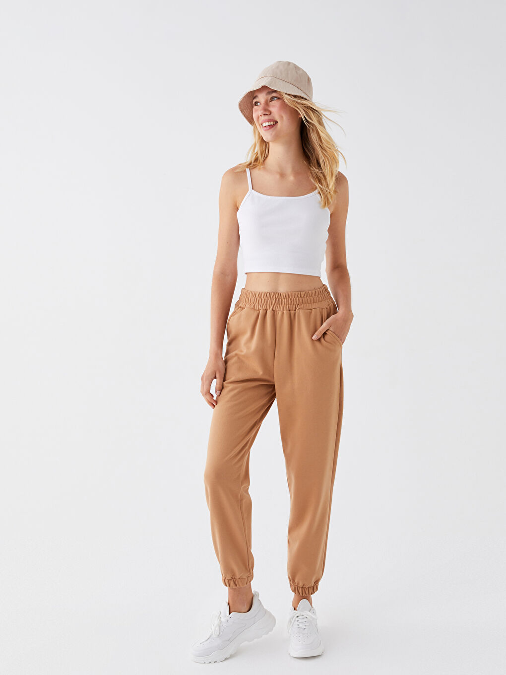 LCW ECO Women's Elasticated Waist Plain Jogger Sweatpants -W3CA93Z8-V7N