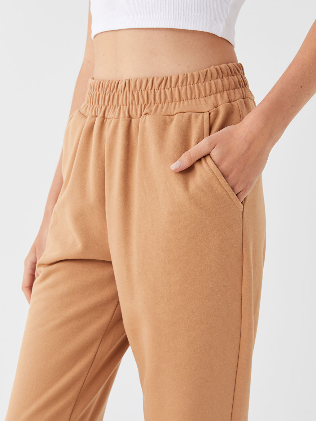 LCW ECO Women's Elasticated Waist Plain Jogger Sweatpants -W3CA93Z8-V7N