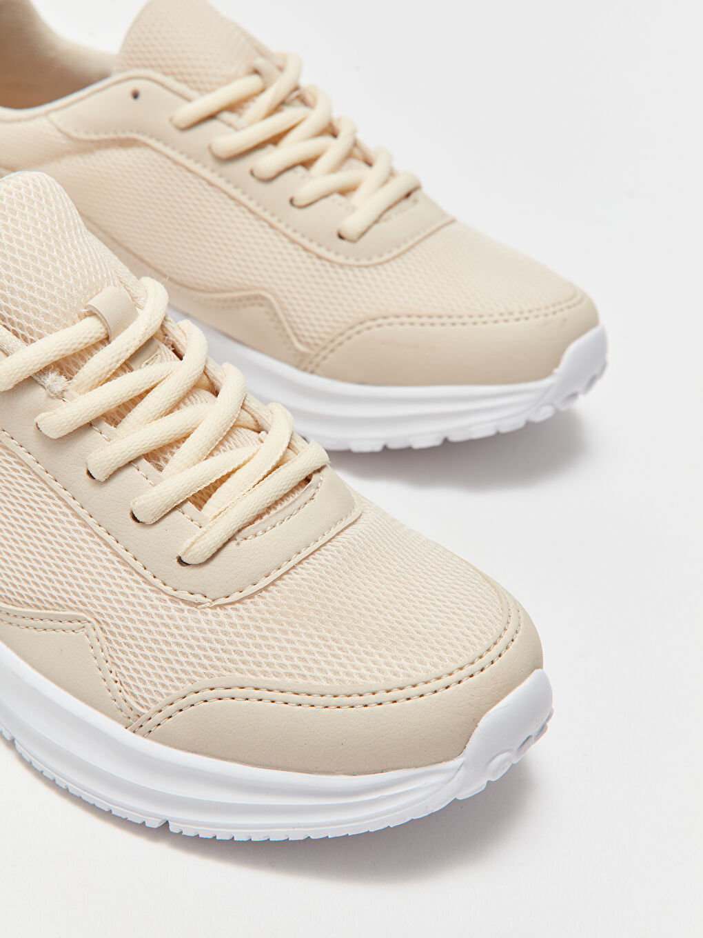 Bej Bağcıklı Kadın Spor Ayakkabı-2