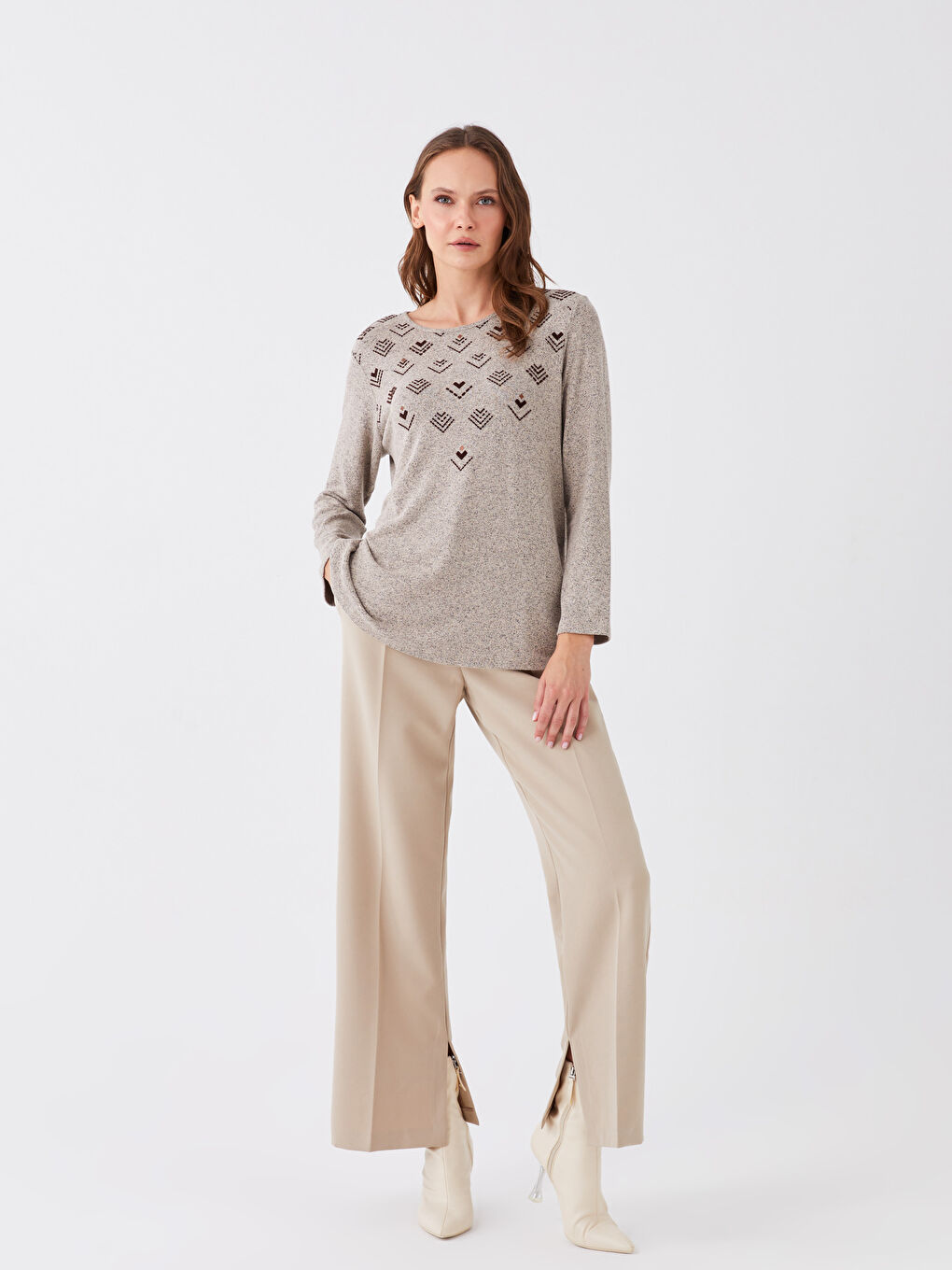 Bej Bisiklet Yaka Baskılı Uzun Kollu Kadın Bluz-2