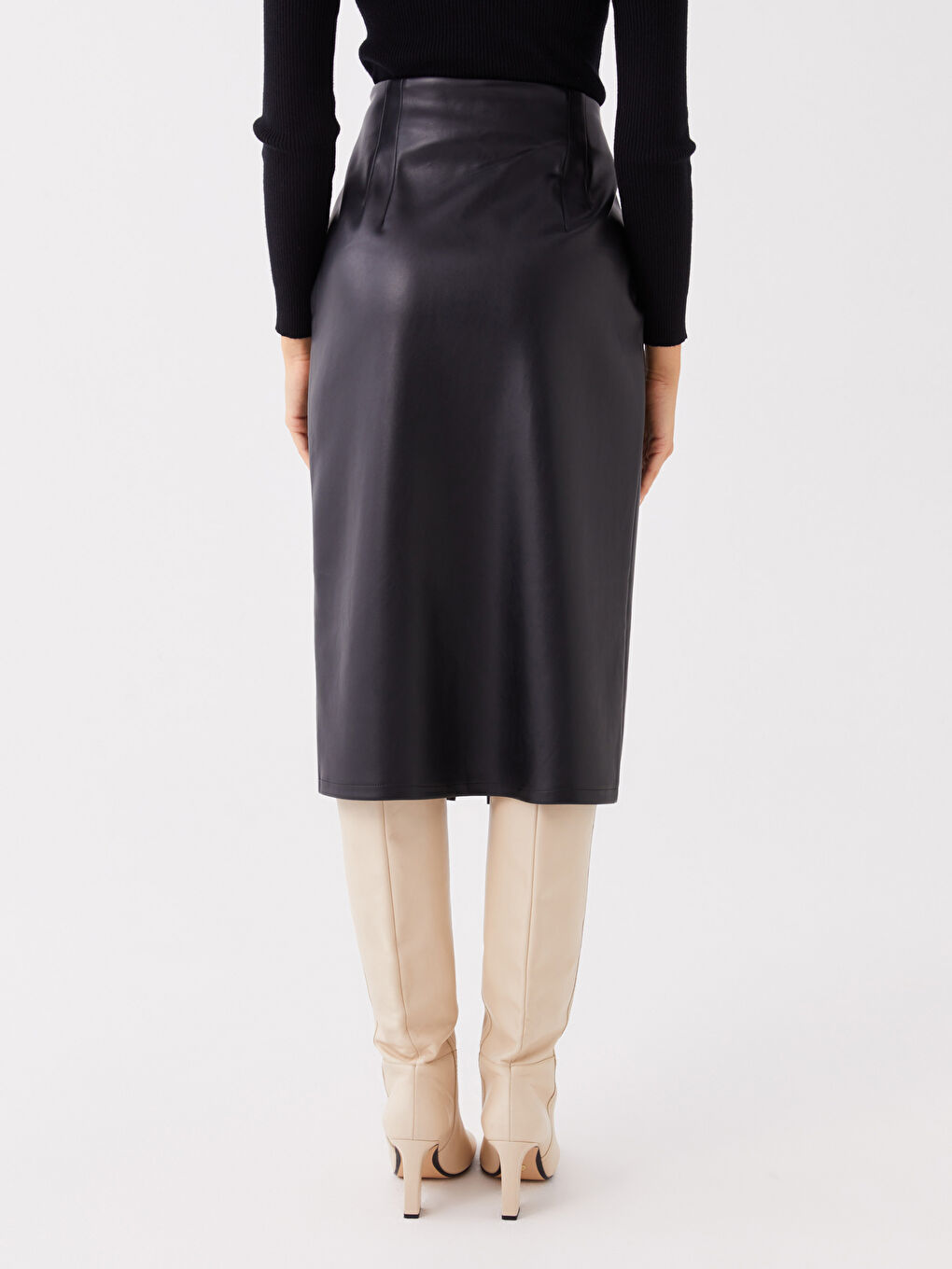 Beli Fermuarlı Deri Görünümlü Kadın Etek-3