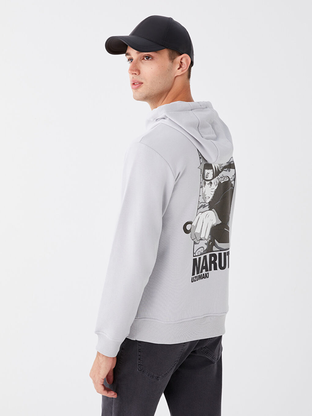 LCW Casual Açık Gri Uzun Kollu Naruto Baskılı Erkek Hoodie