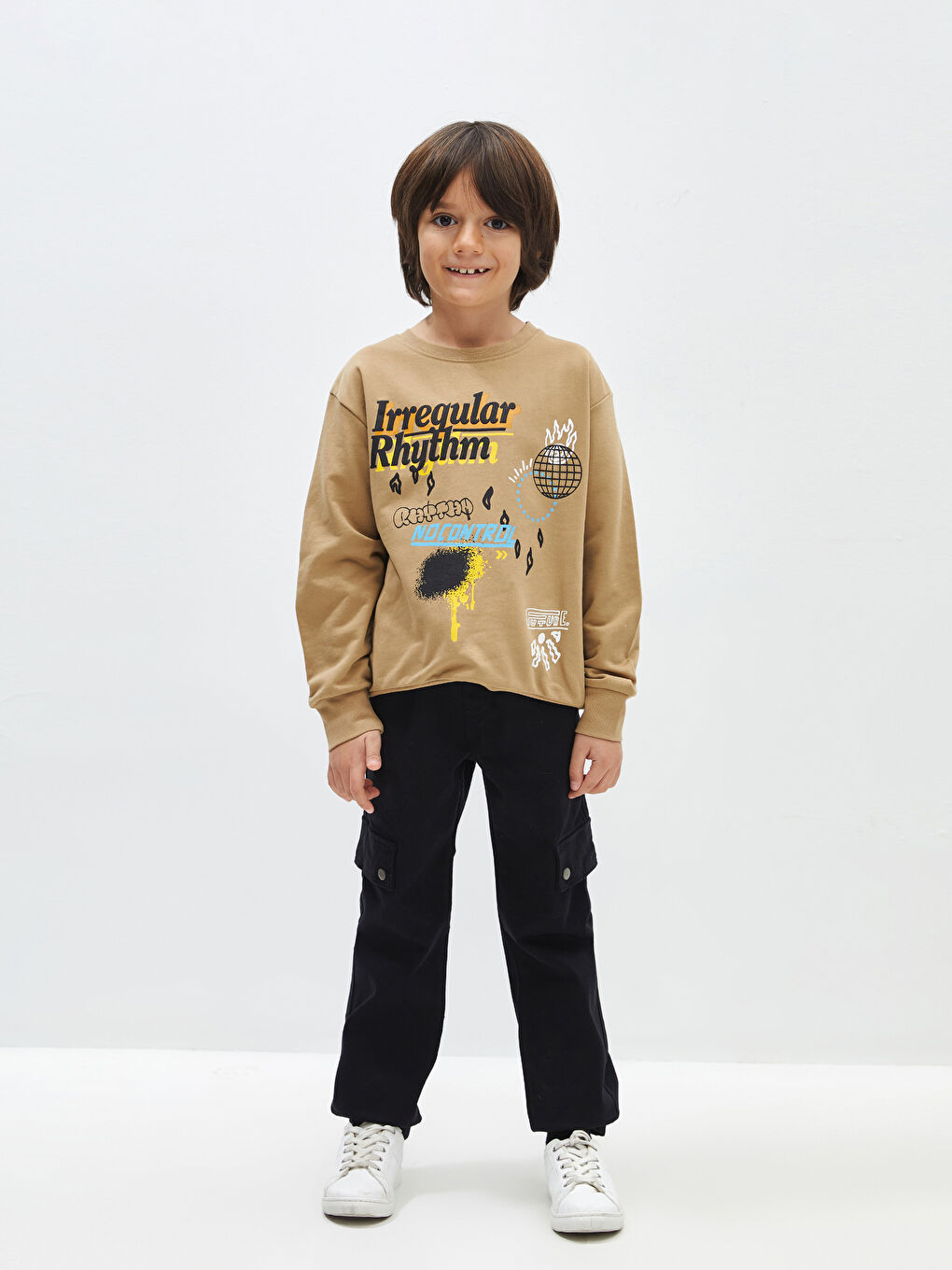 LCW Kids Koyu Bej Bisiklet Yaka Baskılı Uzun Kollu Erkek Çocuk Sweatshirt - 1