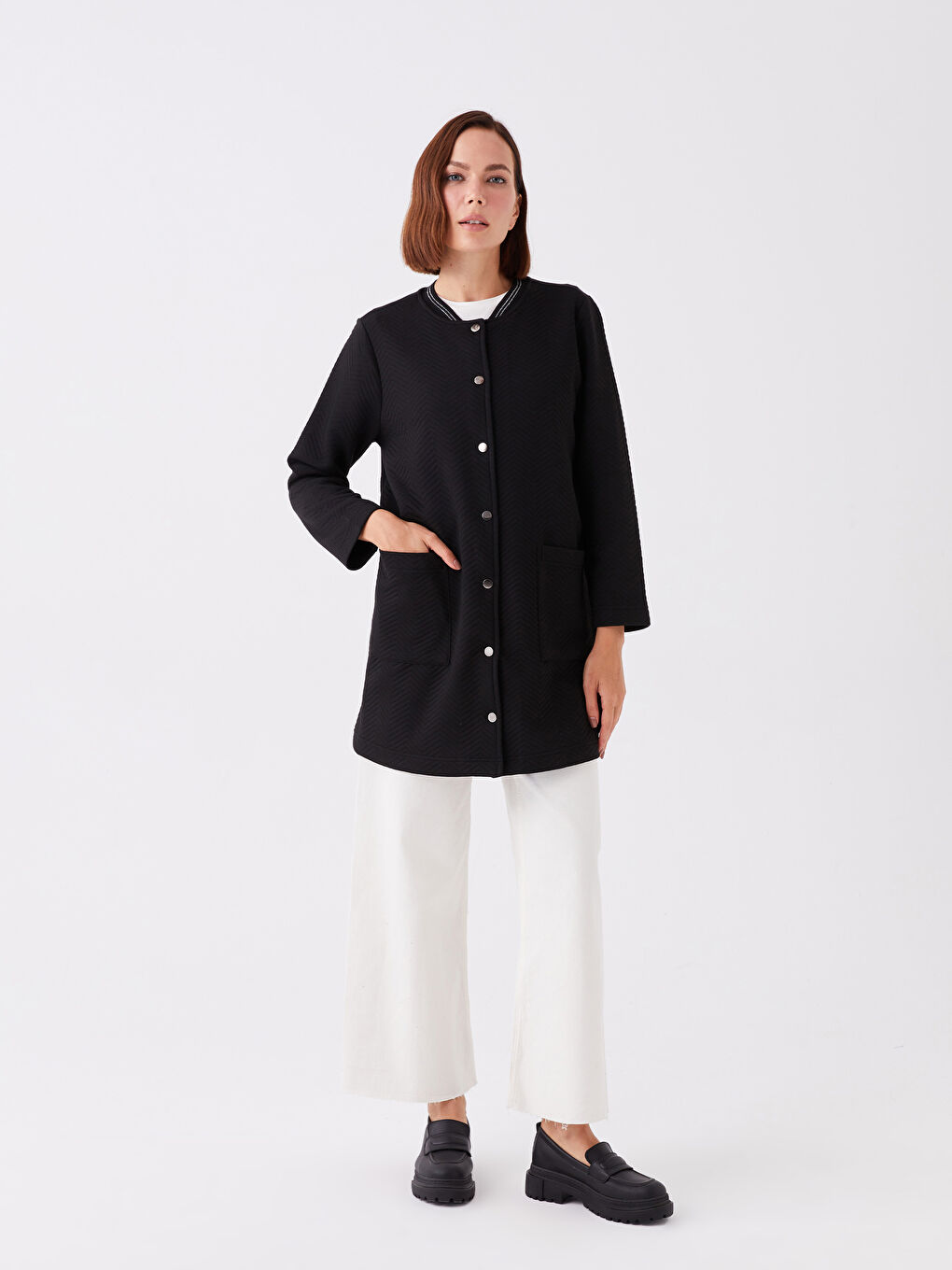 Siyah Kolej Yaka Kendinden Desenli Uzun Kollu Kadın Hırka-2