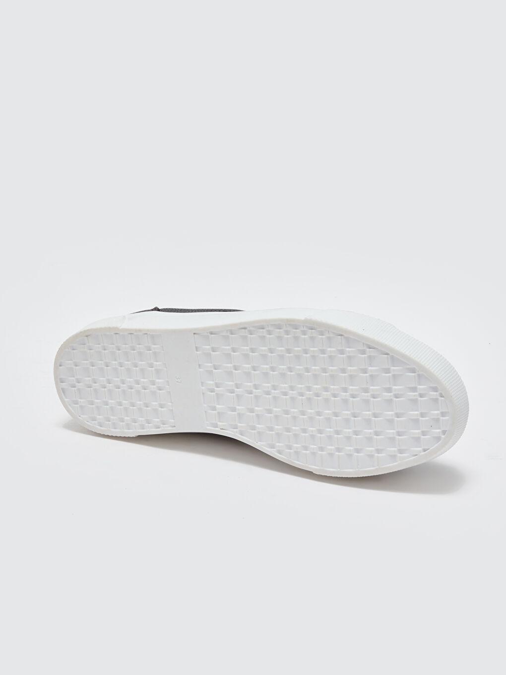 Siyah Bağcıklı Deri Görünümlü Kadın Spor Ayakkabı-3