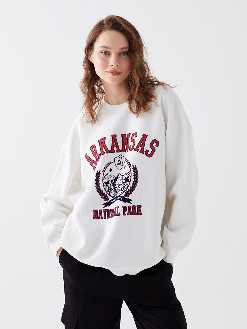 Ekru Bisiklet Yaka Baskılı Oversize Kadın Kalın Sweatshirt